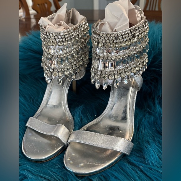 Gianni Bini rhinestone embellished heels, Sexy, Leather, 4” heels, size: 10 Chic - Picture 5 of 6